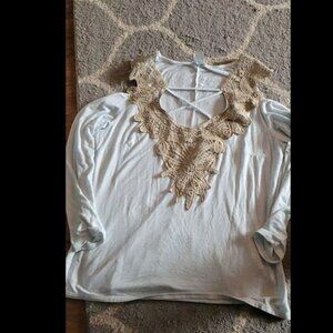 Womens Size 1x Cold Shoulder Top